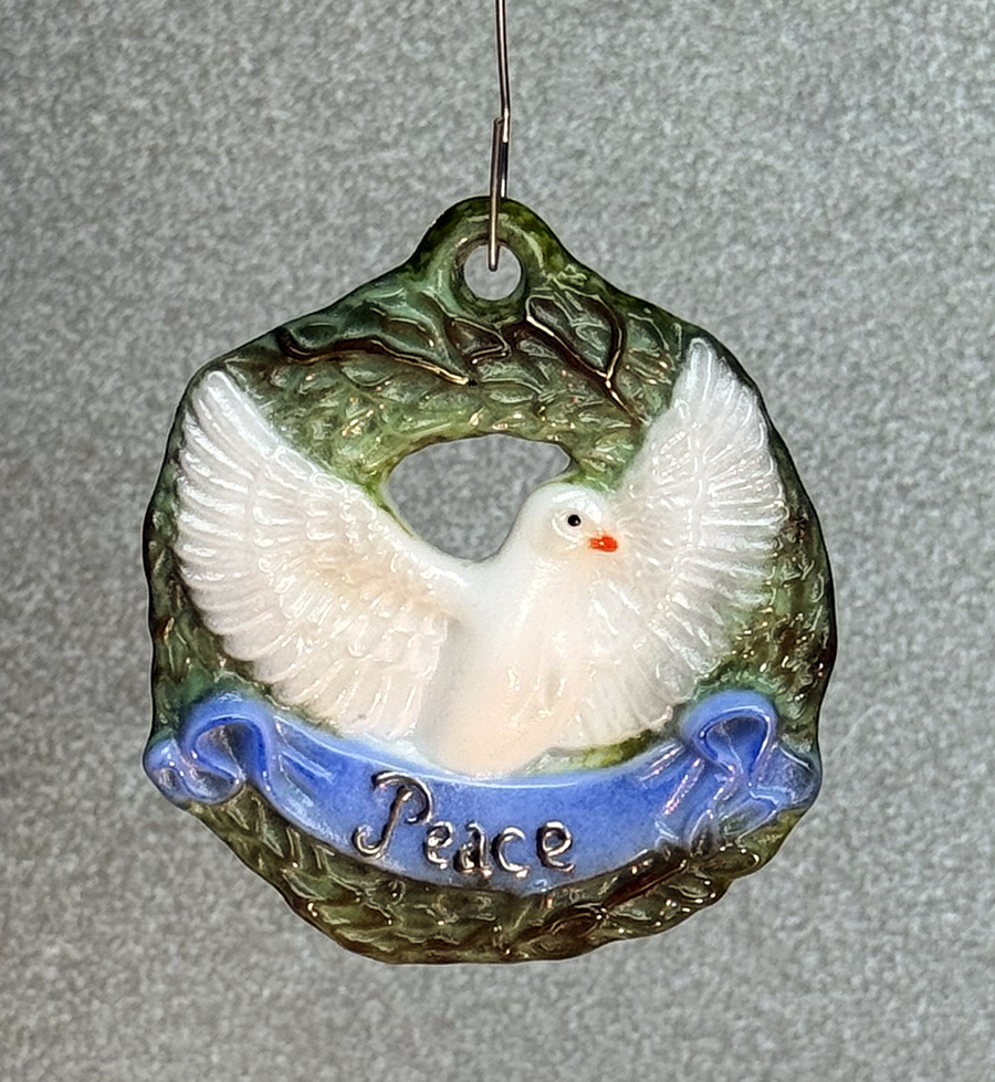 Peace Dove Wreath (CPI LF269)