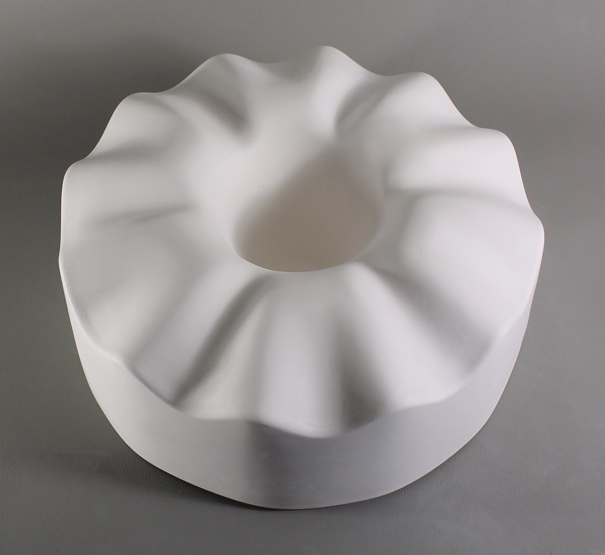 Ruffled Control Drop Flower (CPI GM187)